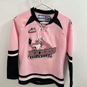 Ladies hockey jersey